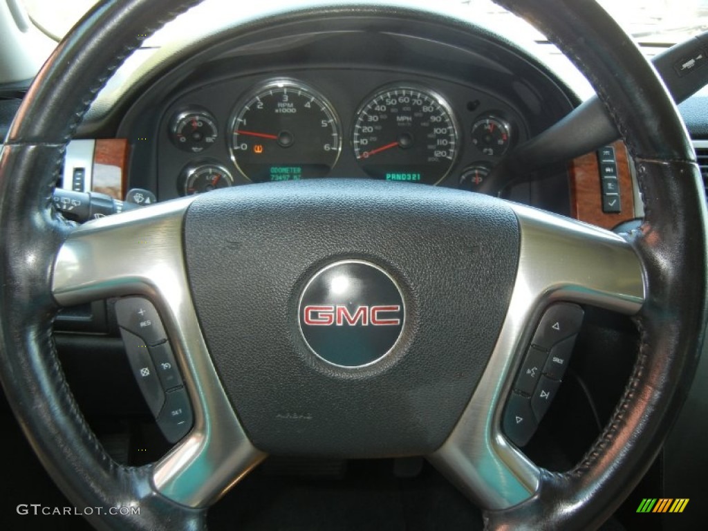 2007 GMC Yukon SLE Ebony Black Steering Wheel Photo #54936849