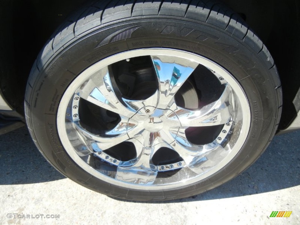 2007 GMC Yukon SLE Custom Wheels Photos