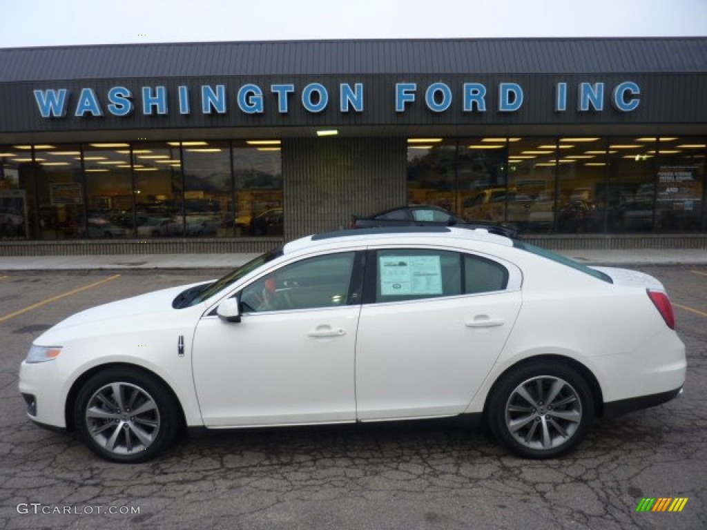 White Chocolate Tri-Coat Lincoln MKS