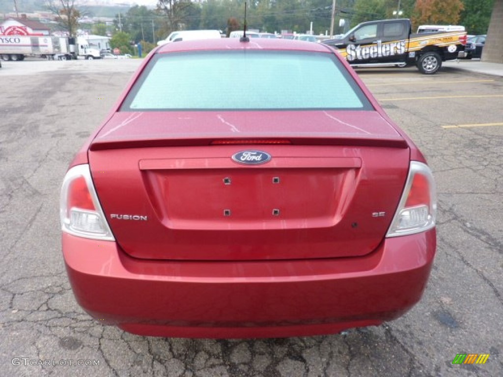 2009 Fusion SE - Redfire Metallic / Red/Charcoal Black Leather photo #3