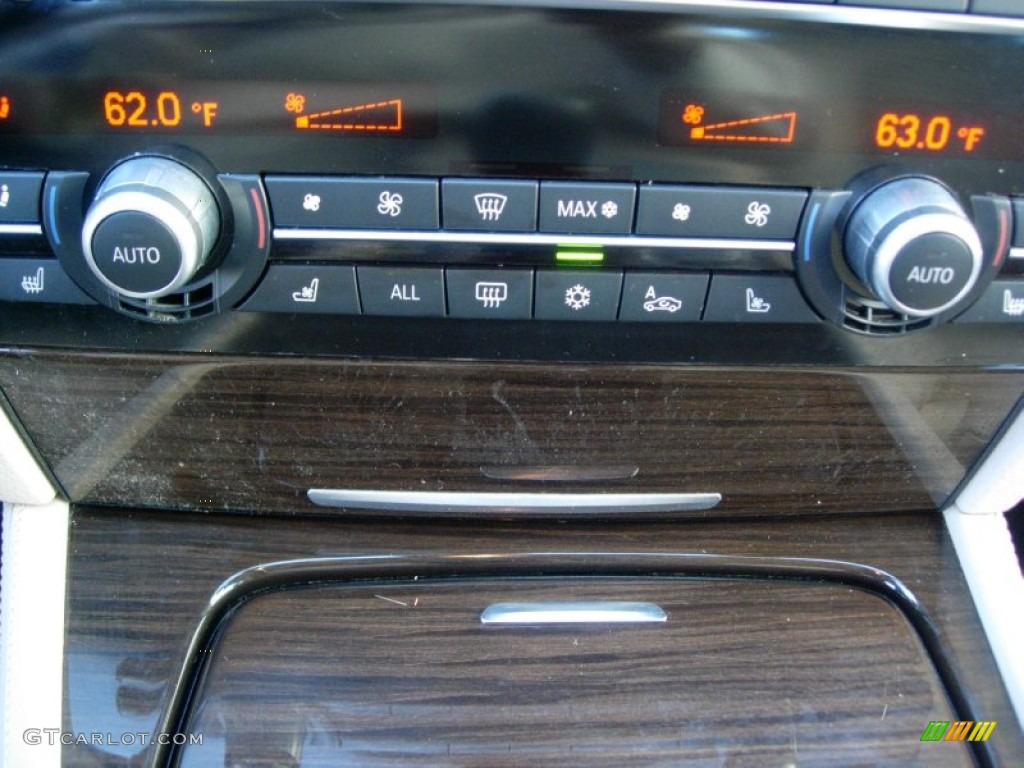 2010 BMW 7 Series 750Li Sedan Controls Photo #54944017