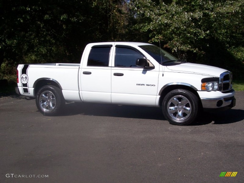 2005 Ram 1500 SLT Quad Cab - Bright White / Dark Slate Gray photo #2