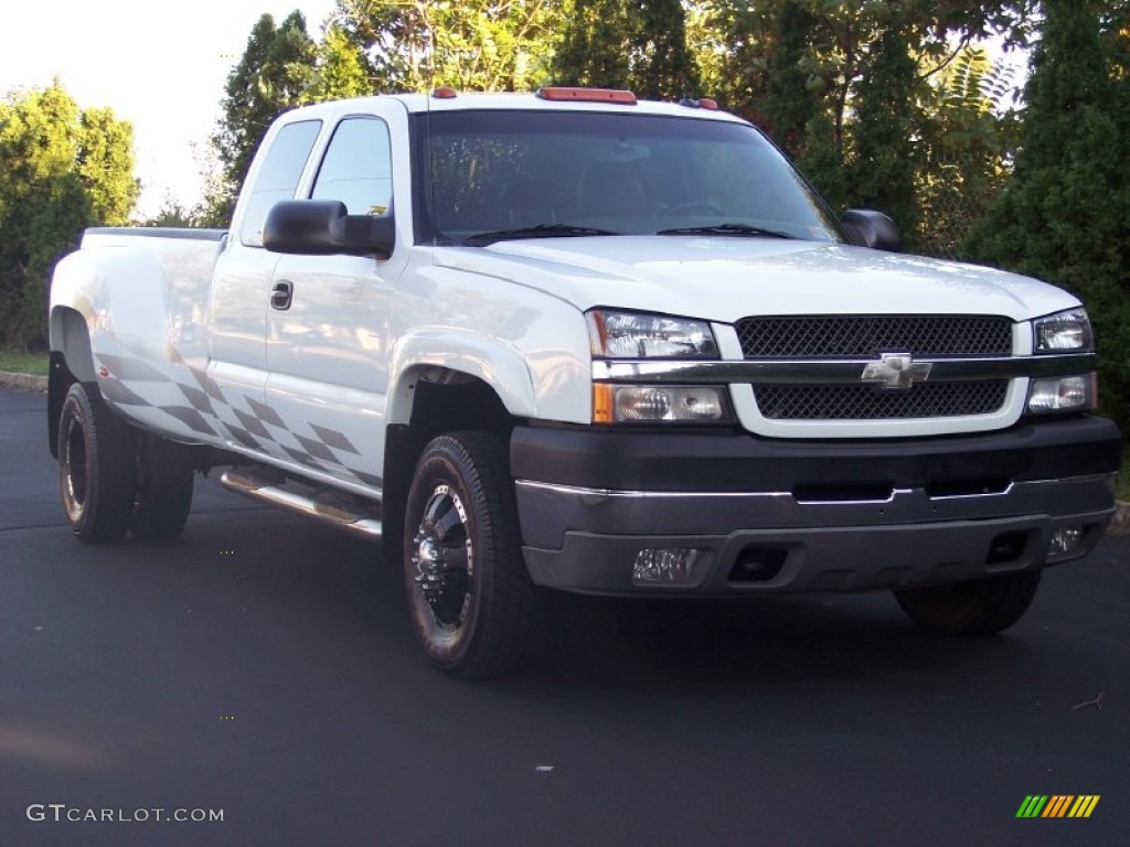 2003 Silverado 3500 LT Extended Cab 4x4 Dually - Summit White / Dark Charcoal photo #2