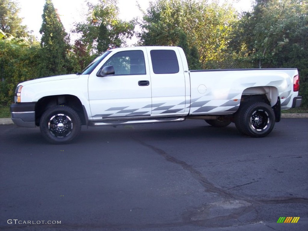 2003 Silverado 3500 LT Extended Cab 4x4 Dually - Summit White / Dark Charcoal photo #11