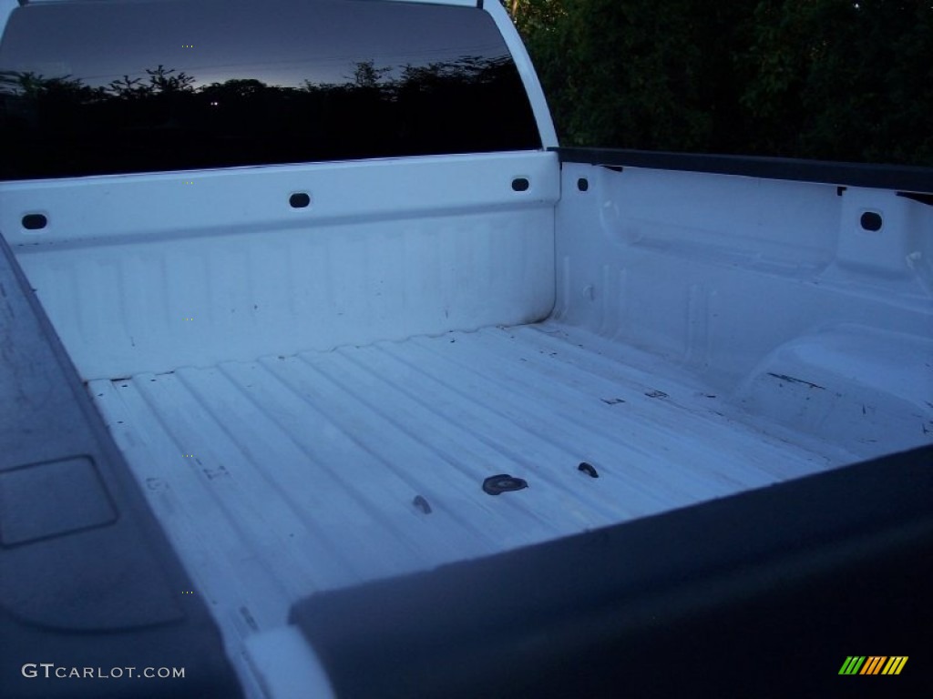 2003 Silverado 3500 LT Extended Cab 4x4 Dually - Summit White / Dark Charcoal photo #26