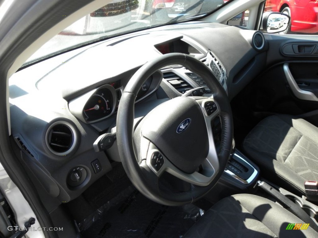 2011 Fiesta SES Hatchback - Ingot Silver Metallic / Charcoal Black/Blue Cloth photo #3