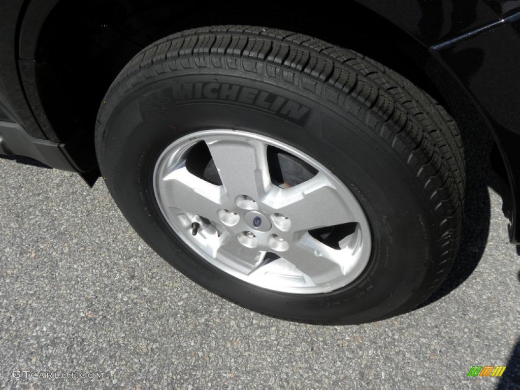 2011 Escape XLT V6 - Tuxedo Black Metallic / Charcoal Black photo #17