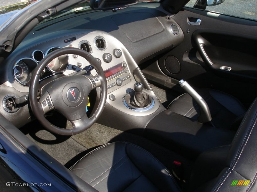 Ebony Interior 2007 Pontiac Solstice GXP Roadster Photo #54950616