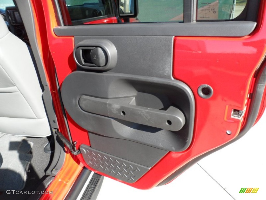 2010 Jeep Wrangler Unlimited Rubicon 4x4 Dark Slate Gray/Medium Slate Gray Door Panel Photo #54950770