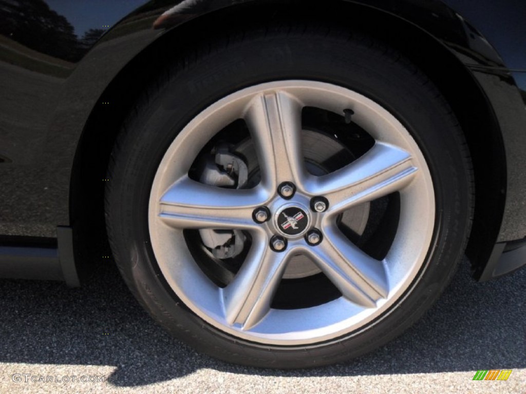 2010 Ford Mustang GT Premium Coupe Wheel Photo #54951667
