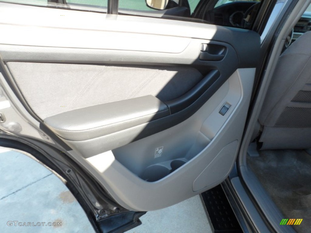 2004 4Runner SR5 - Galactic Gray Mica / Stone photo #27