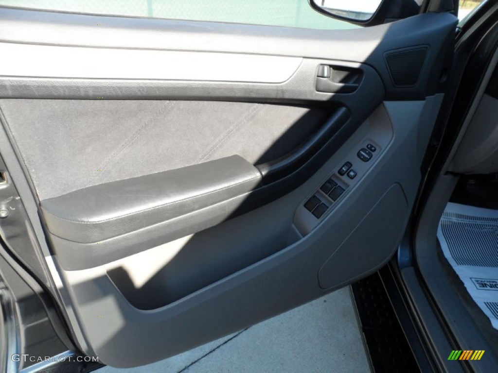 2004 4Runner SR5 - Galactic Gray Mica / Stone photo #29