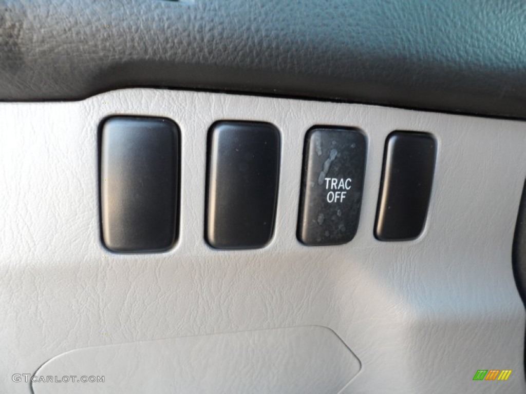2004 4Runner SR5 - Galactic Gray Mica / Stone photo #44