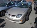 Light Taupe Metallic - Sunfire SE Coupe Photo No. 2