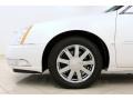 White Lightning - DTS Sedan Photo No. 22