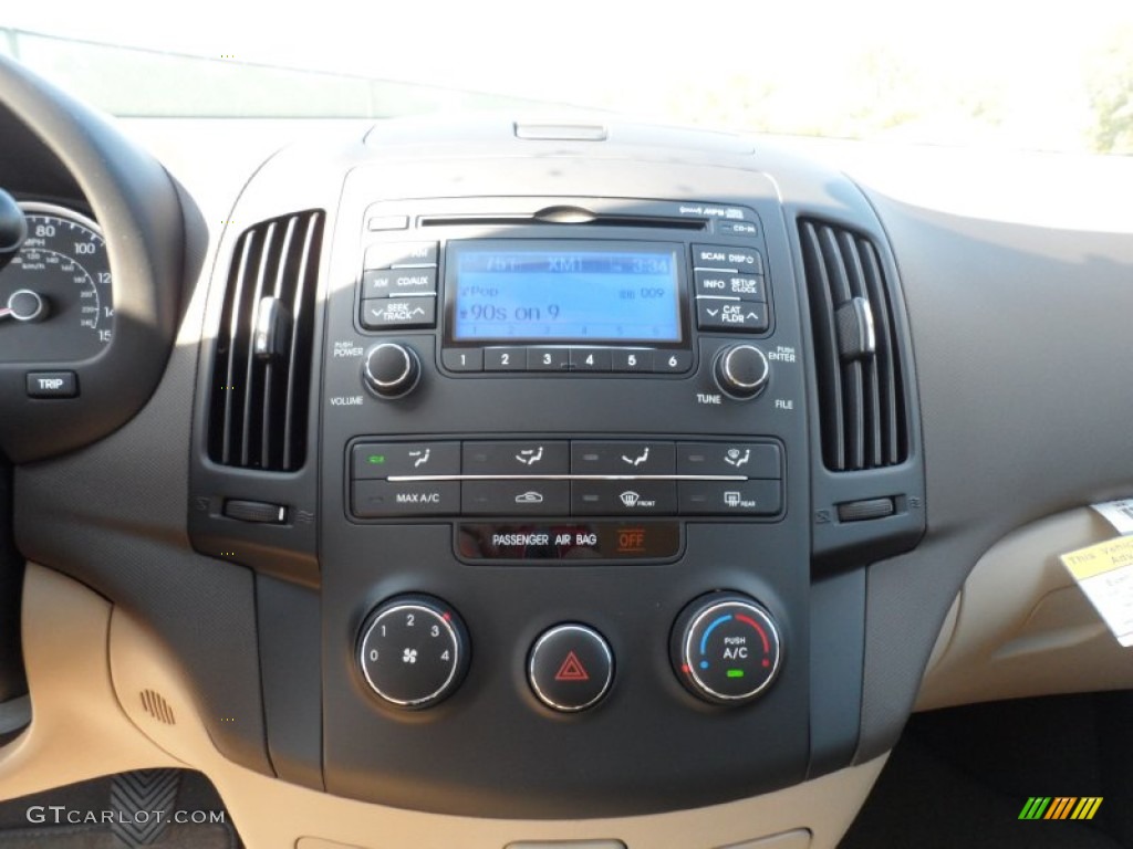 2012 Hyundai Elantra GLS Touring Controls Photo #54953431