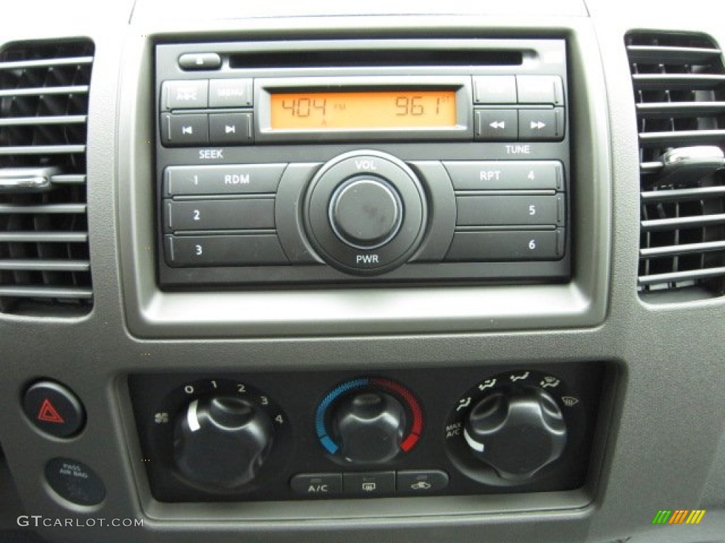 2012 Nissan Pathfinder S 4x4 Controls Photo #54953974