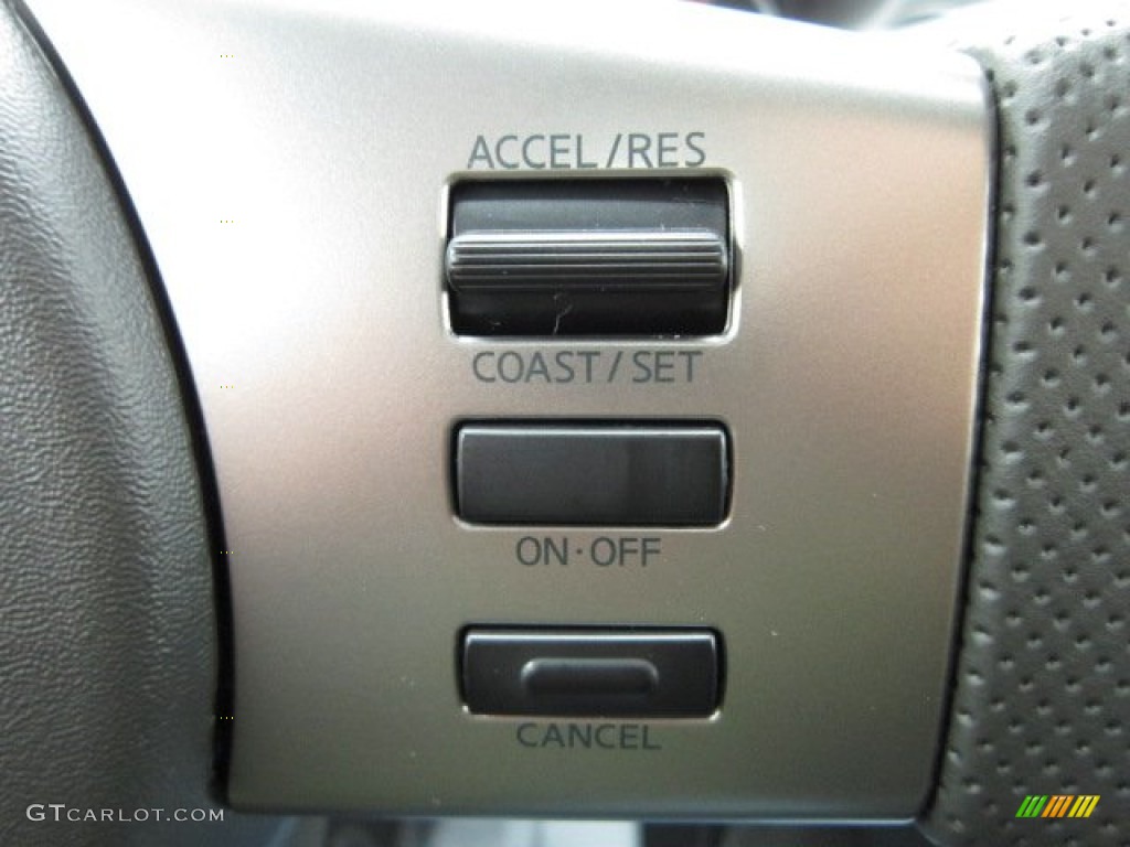 2012 Nissan Pathfinder S 4x4 Controls Photos