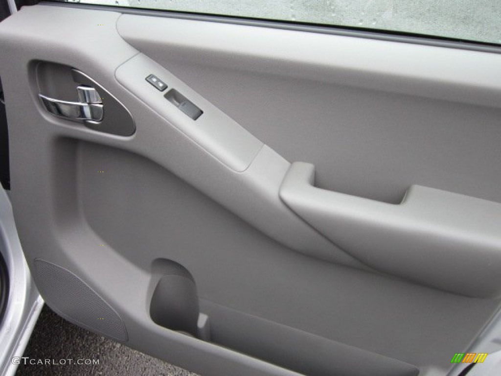 2012 Nissan Frontier SV Crew Cab 4x4 Steel Door Panel Photo #54954625