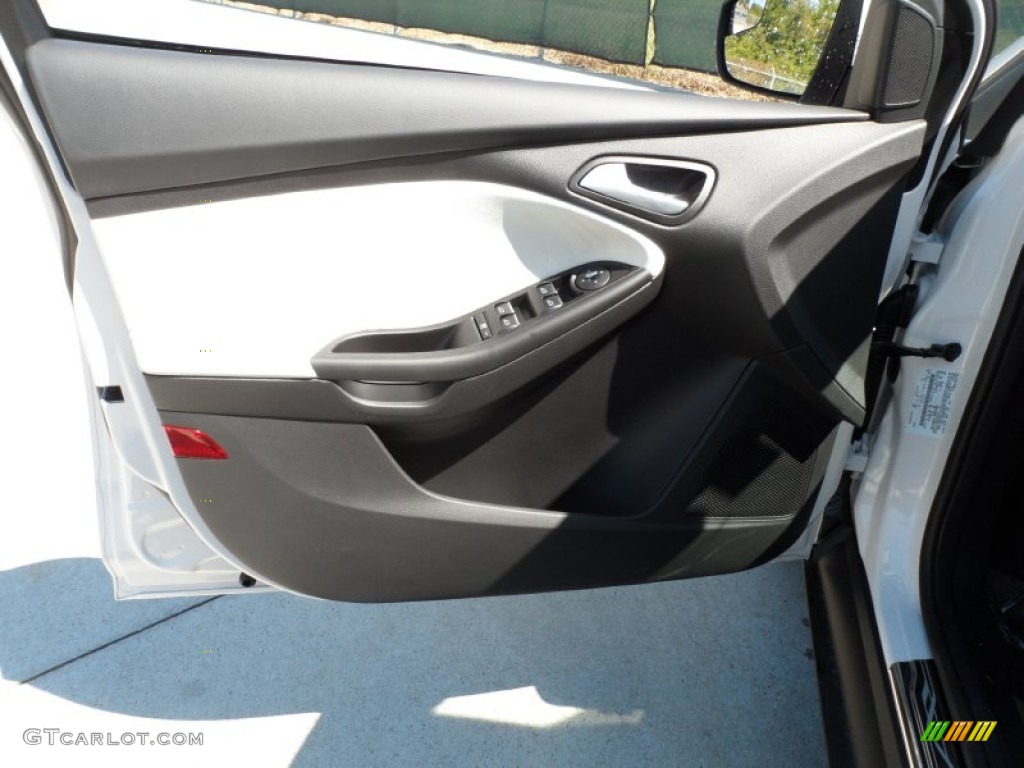 2012 Ford Focus Titanium 5-Door Arctic White Leather Door Panel Photo #54954732
