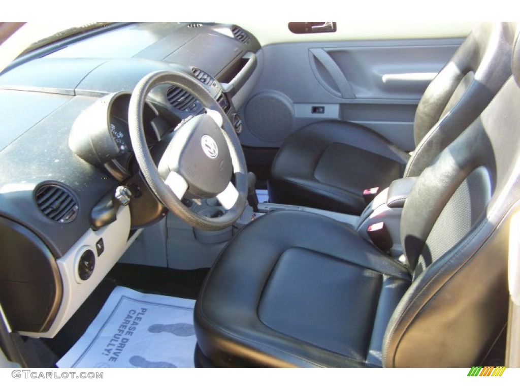 Black Interior 2004 Volkswagen New Beetle GLS Convertible Photo #54955651