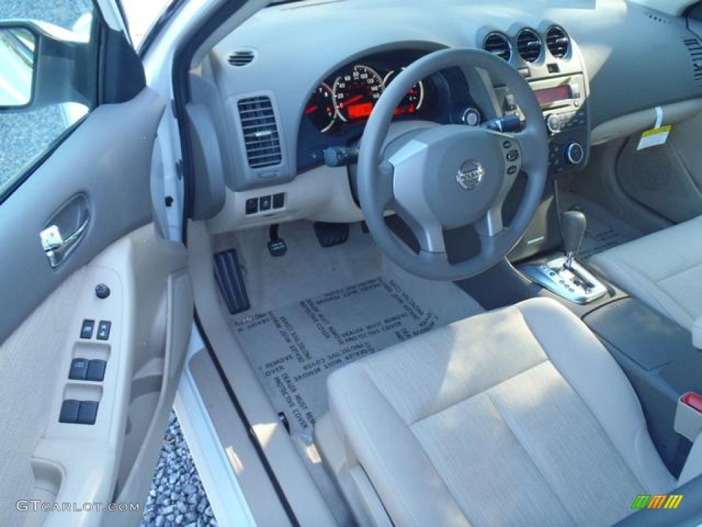 Blonde Interior 2012 Nissan Altima 2.5 S Photo #54956218
