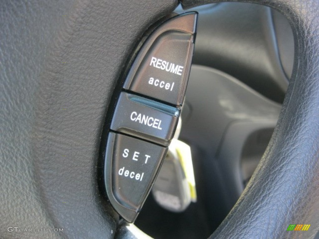 2004 Honda Civic LX Sedan Controls Photo #54957505