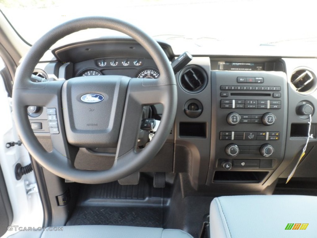2011 Ford F150 XL SuperCab Dashboard Photos