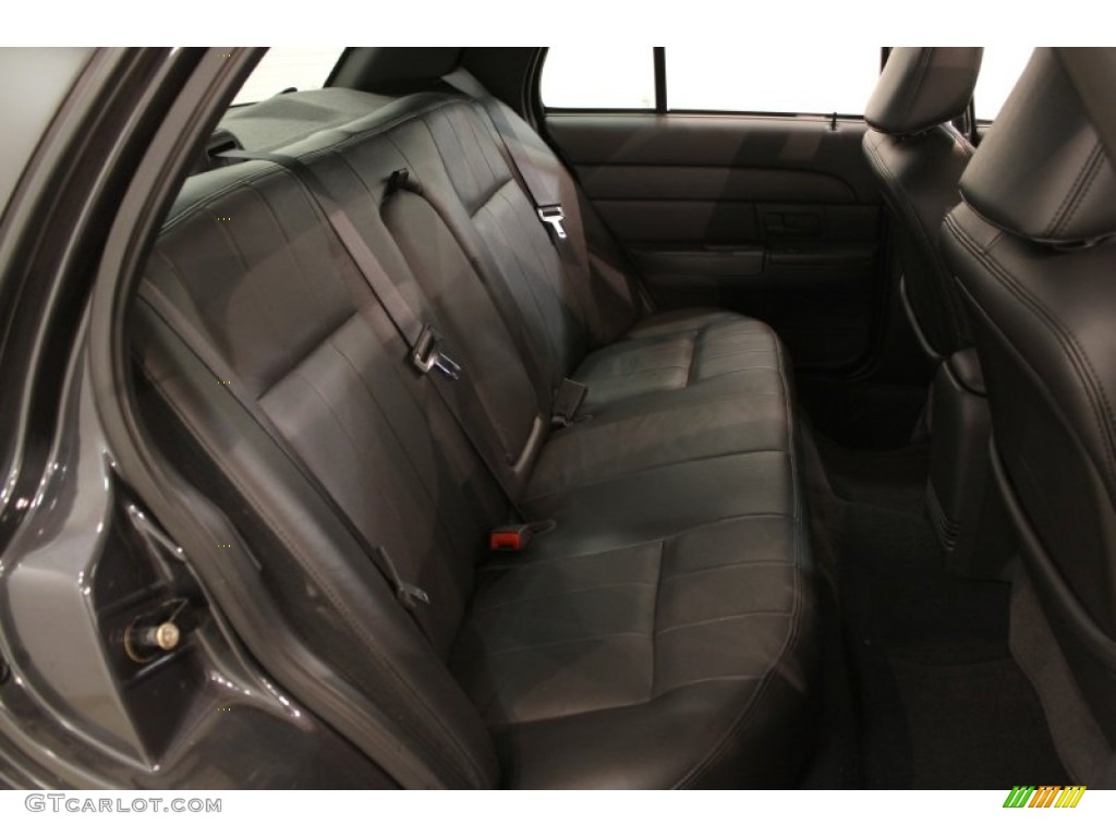Dark Charcoal Interior 2004 Ford Crown Victoria LX Photo #54958840