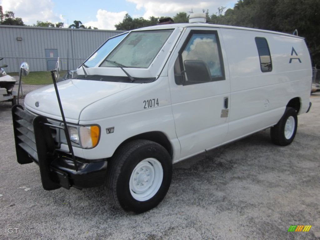 Oxford White 2001 Ford E Series Van E350 Super Duty Armored Van Exterior Photo #54959929