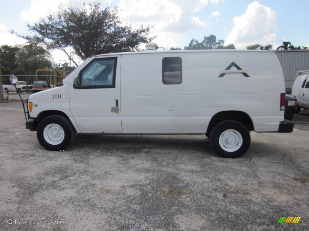 Oxford White 2001 Ford E Series Van E350 Super Duty Armored Van Exterior Photo #54959950