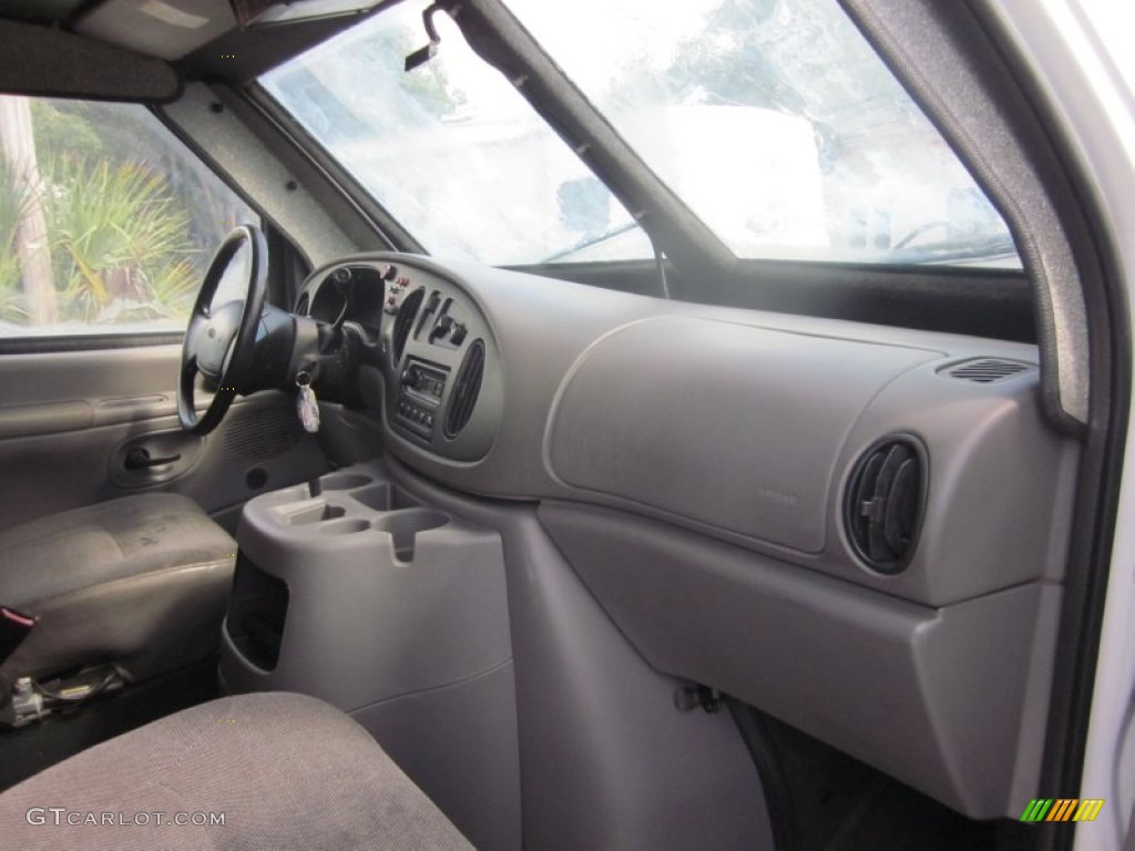 2001 Ford E Series Van E350 Super Duty Armored Van Medium Graphite Dashboard Photo #54960097
