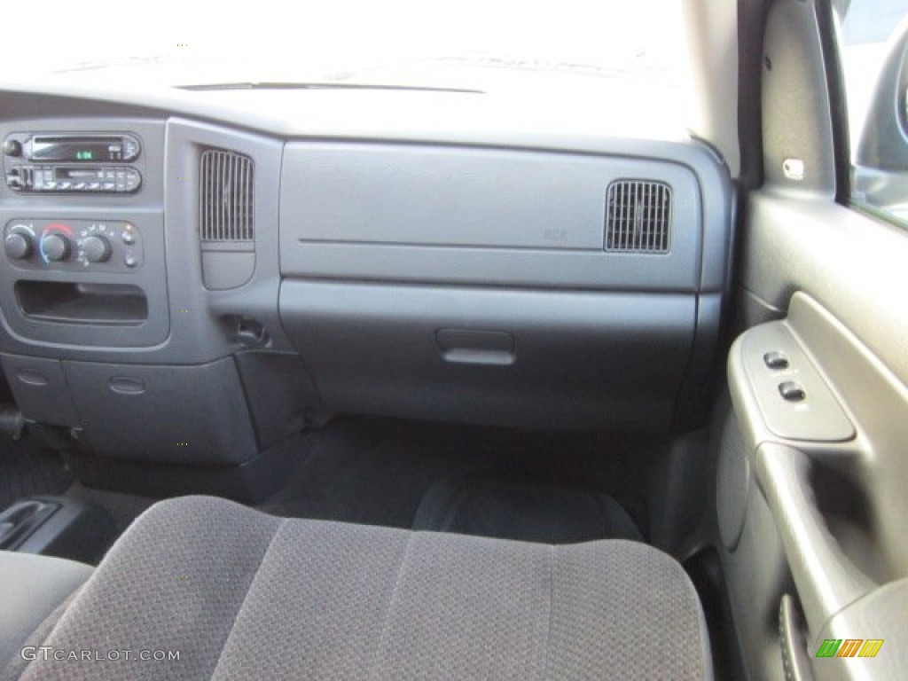 2004 Ram 1500 SLT Quad Cab 4x4 - Graphite Metallic / Dark Slate Gray photo #18