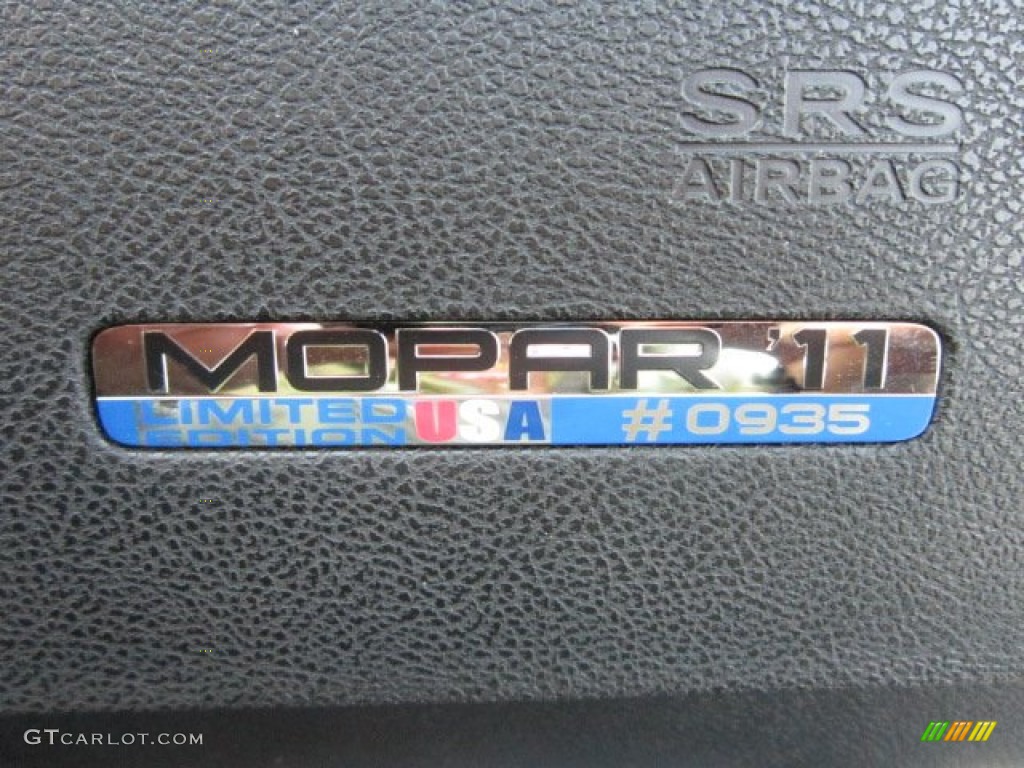 2011 Dodge Charger R/T Mopar '11 Marks and Logos Photo #54961150