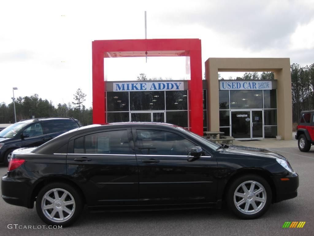 2007 Sebring Touring Sedan - Brilliant Black Crystal Pearl / Dark Khaki/Light Graystone photo #5