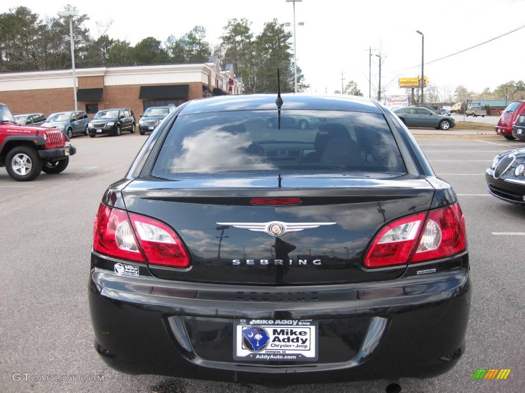 2007 Sebring Touring Sedan - Brilliant Black Crystal Pearl / Dark Khaki/Light Graystone photo #17
