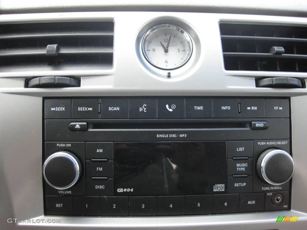 2007 Sebring Touring Sedan - Brilliant Black Crystal Pearl / Dark Khaki/Light Graystone photo #19
