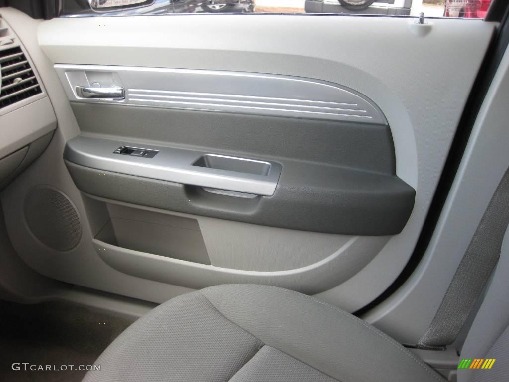 2007 Sebring Touring Sedan - Brilliant Black Crystal Pearl / Dark Khaki/Light Graystone photo #23