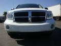 Bright White - Durango SLT Photo No. 8