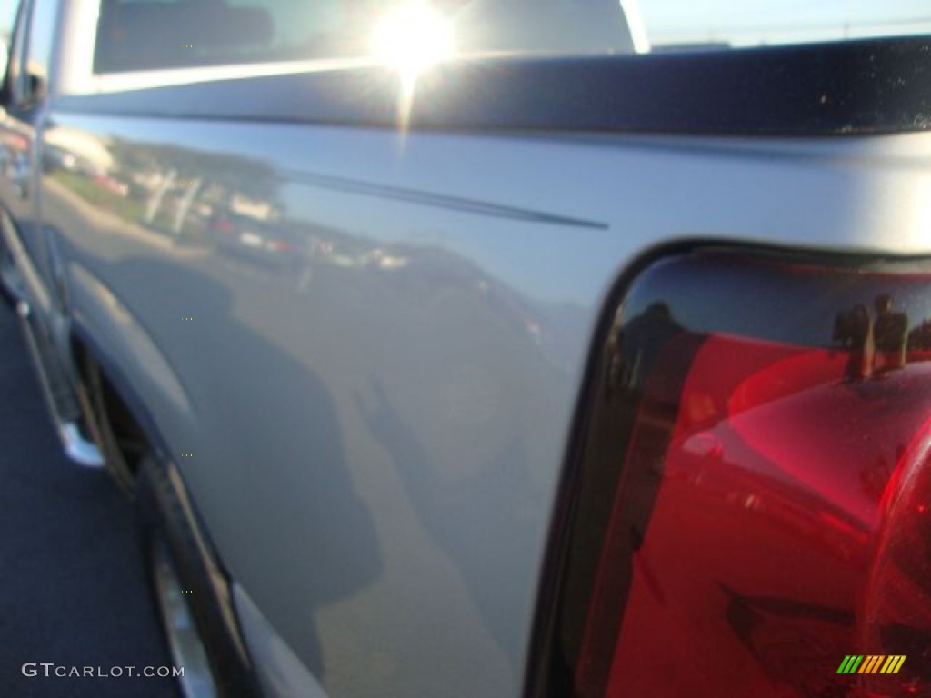 2006 Silverado 1500 LT Crew Cab - Silver Birch Metallic / Medium Gray photo #33