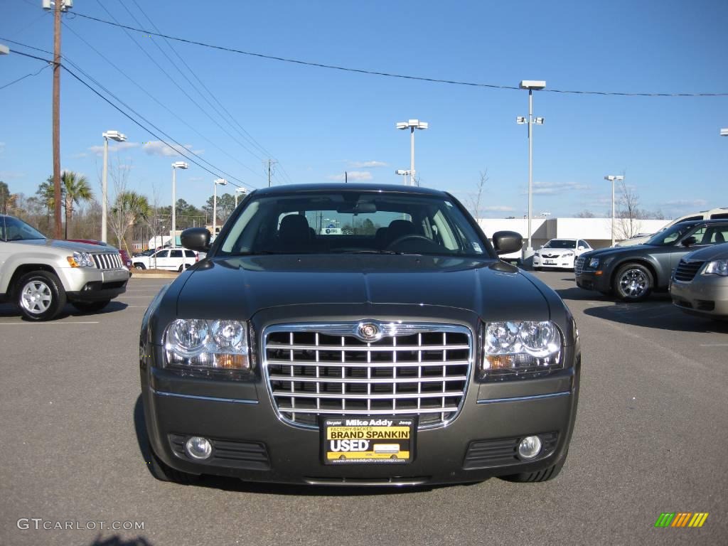 2008 300 Touring - Dark Titanium Metallic / Dark Slate Gray photo #20