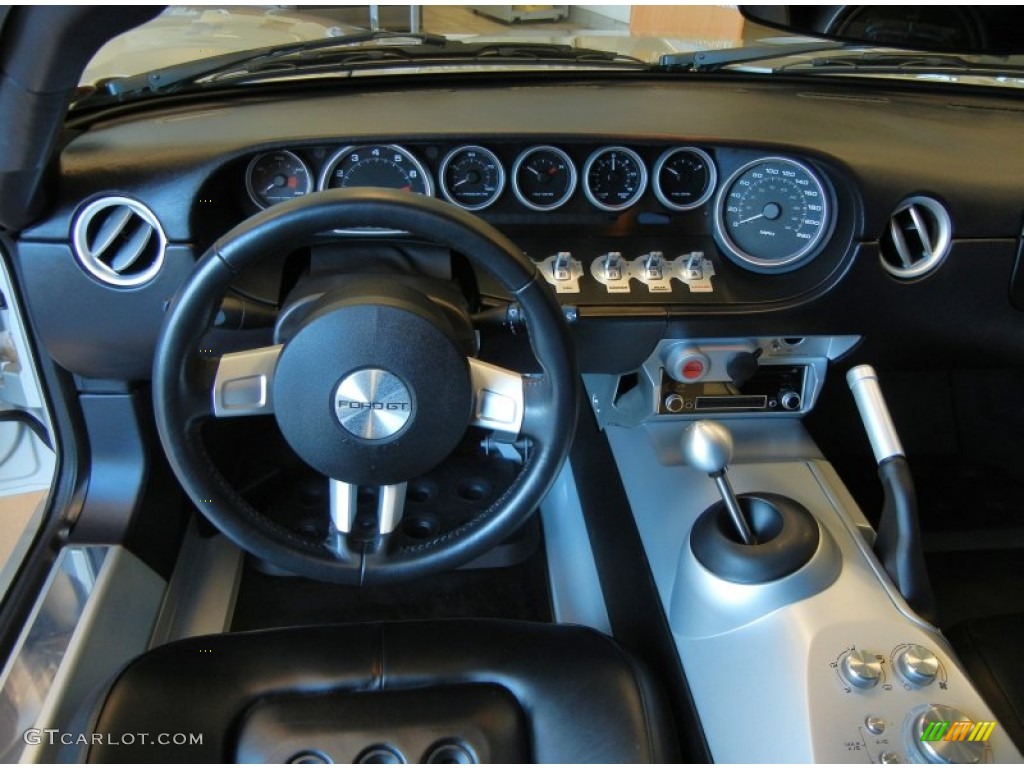 2005 Ford GT Standard GT Model Ebony Black Dashboard Photo #54970234