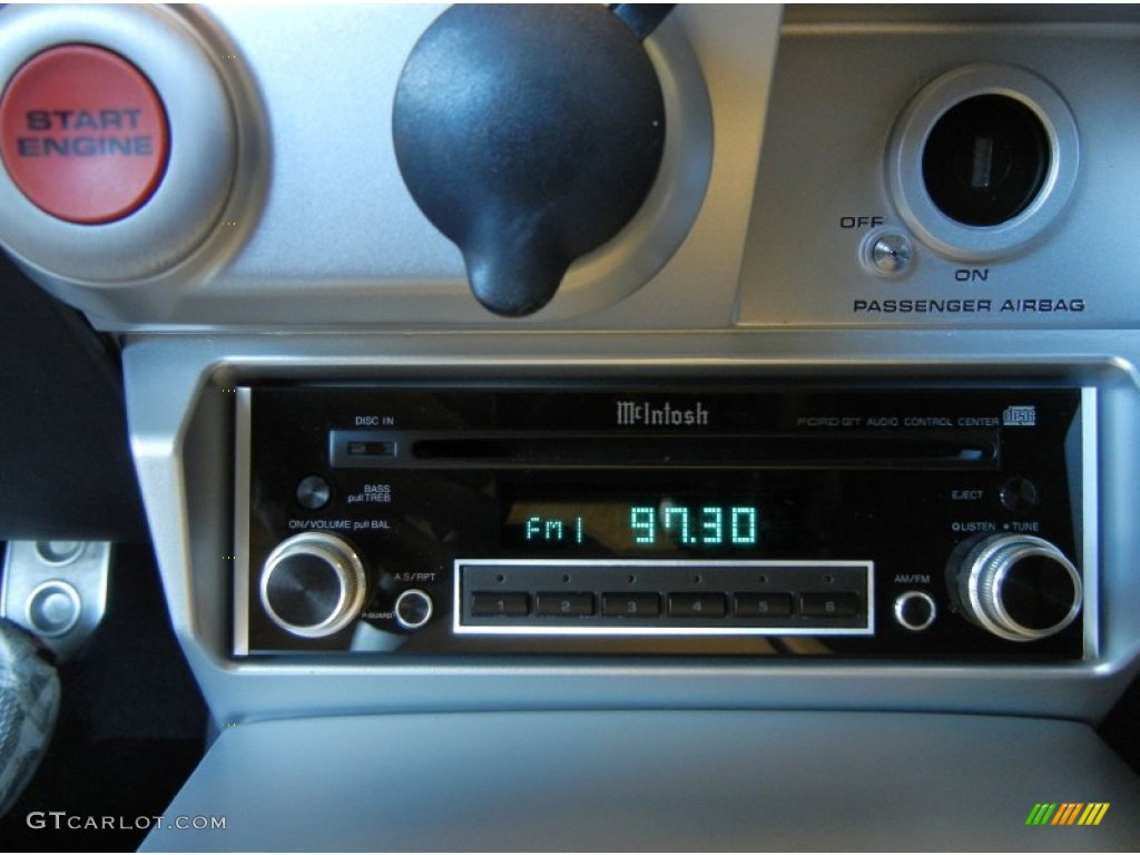 2005 Ford GT Standard GT Model Audio System Photo #54970267