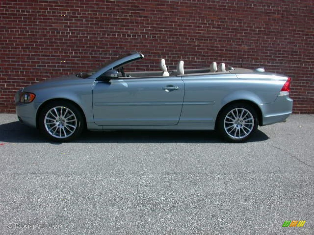 2009 C70 T5 Convertible - Celestial Blue Metallic / Calcite photo #17