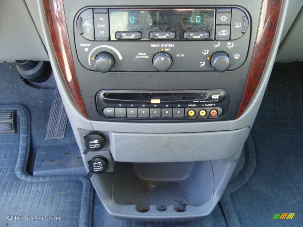 2004 Chrysler Town & Country Touring Controls Photo #54972754