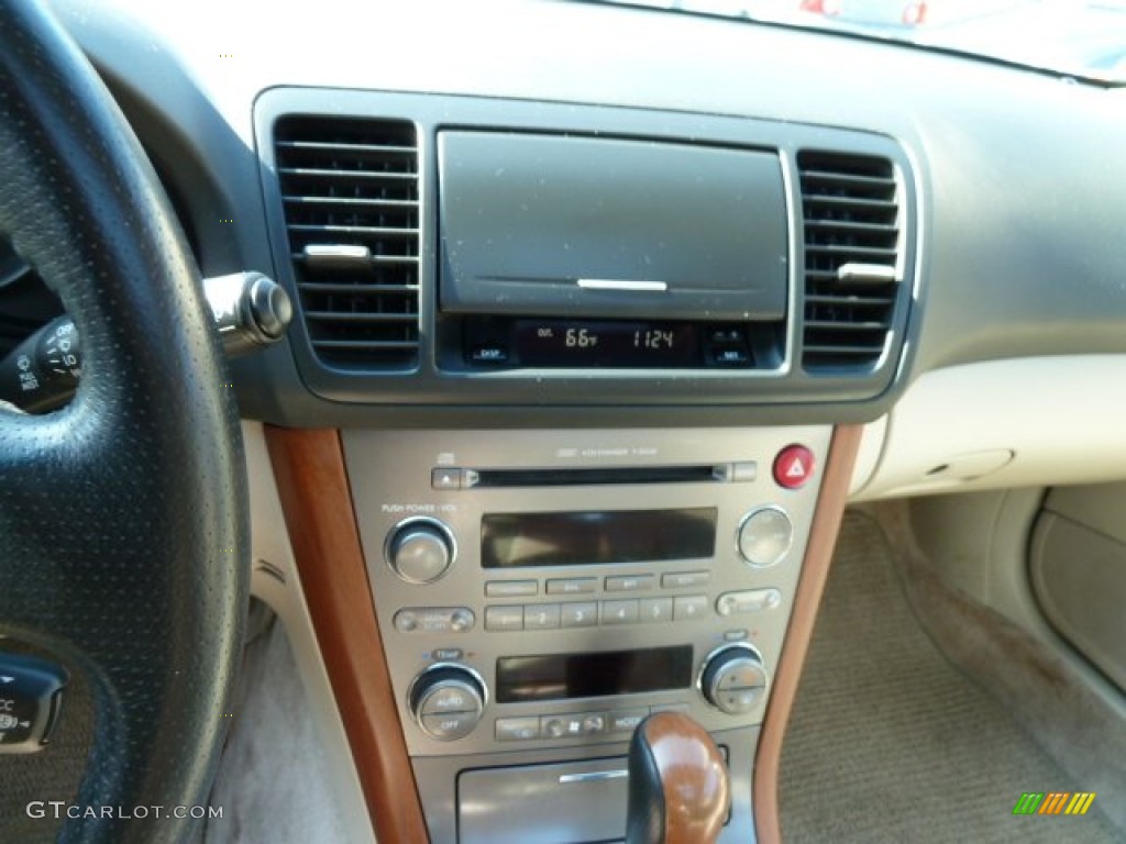 2006 Outback 2.5i Limited Wagon - Willow Green Opalescent / Taupe photo #9