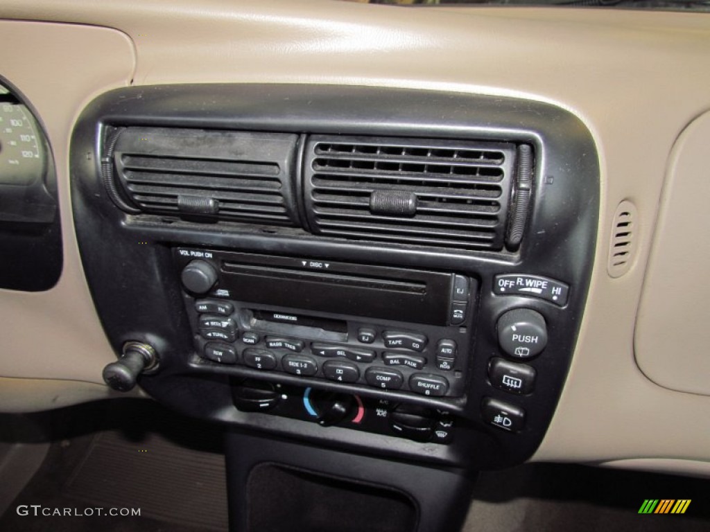 1998 Ford Explorer XLT Controls Photo #54973738