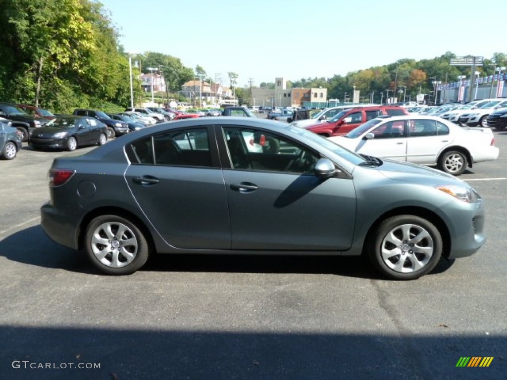 2012 MAZDA3 i Sport 4 Door - Liquid Silver Metallic / Black photo #5