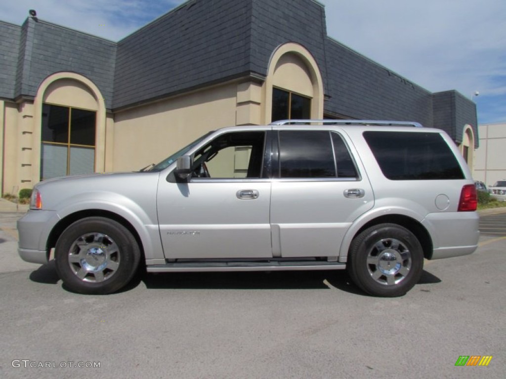 Pewter Metallic Lincoln Navigator