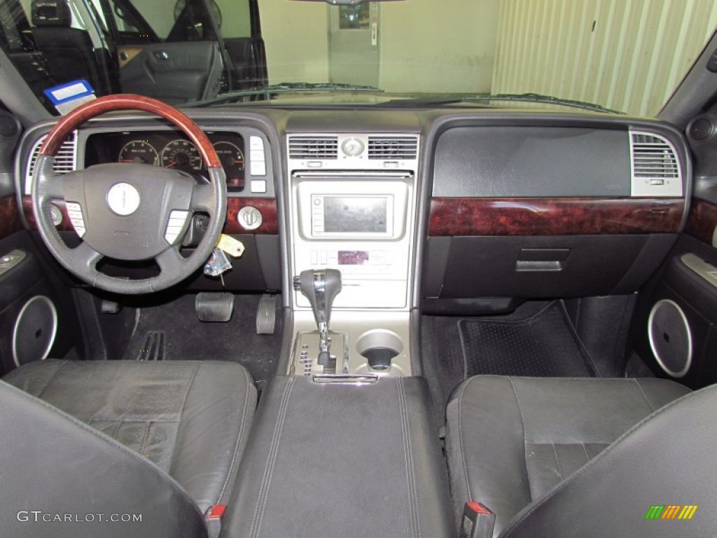 2006 Navigator Ultimate 4x4 - Pewter Metallic / Charcoal Black photo #13